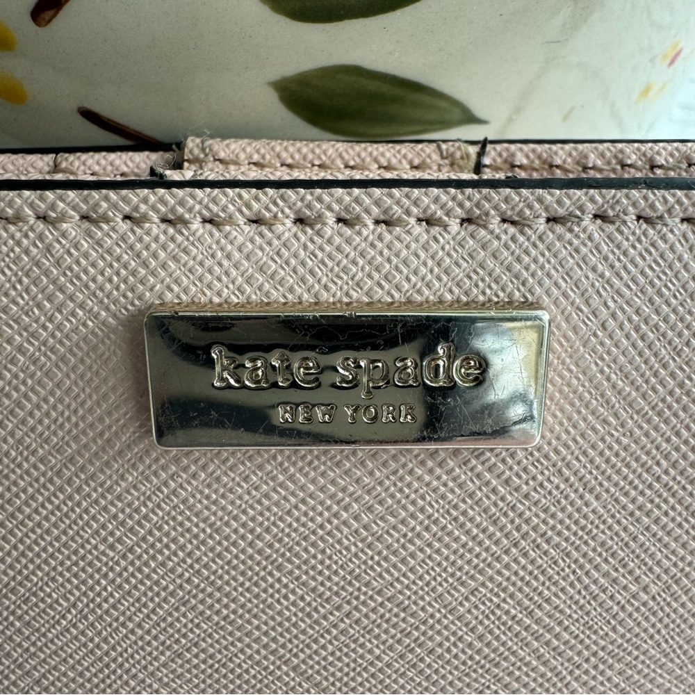kate spade Two-Tone Pink & Black Saffiano Continental Wallet - Picture 3 of 7